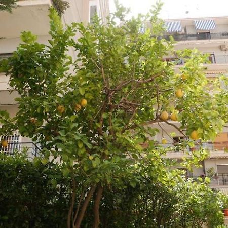 House With Garden And Parking Space In Mergellina Neapel Exterior foto